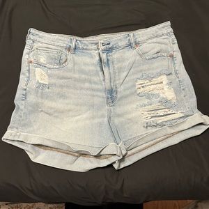 American Eagle stretch shorts size 18